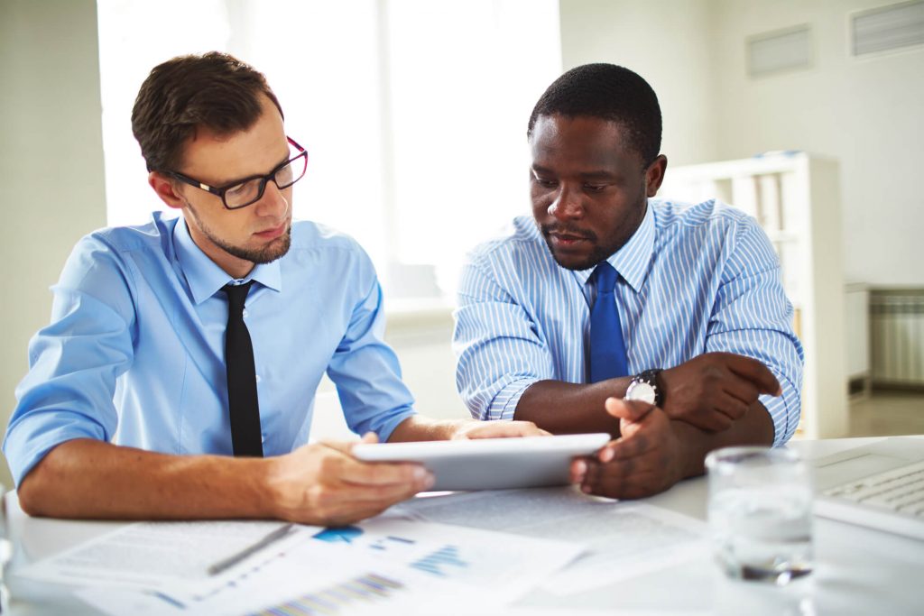 O uso de novas tecnologias, como um software de gestão e o controle de manutenção pode otimizar os processos de manipulação